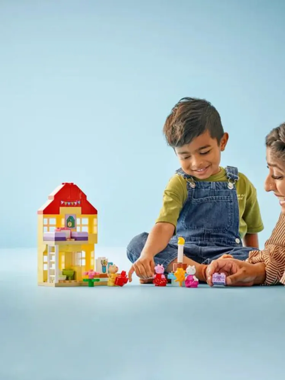 Конструктор LEGO Duplo Свинка Пеппа Дом для празднования дня рождения Свинки Пеппы 10433