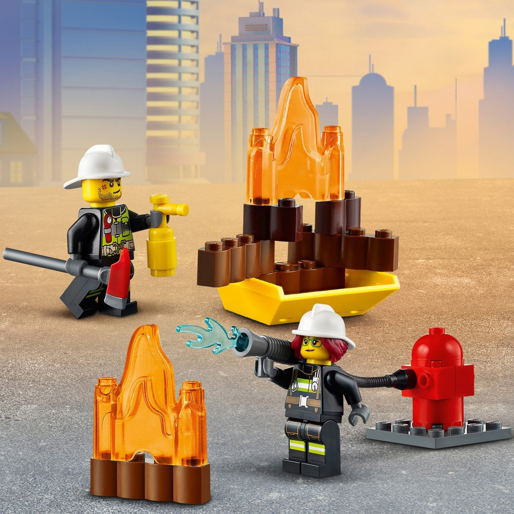 Конструктор LEGO City Fire Пожарная машина с лестницей | 60280