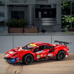 Конструктор LEGO Technic Ferrari 488 GTE "AF Corse #51" | 42125