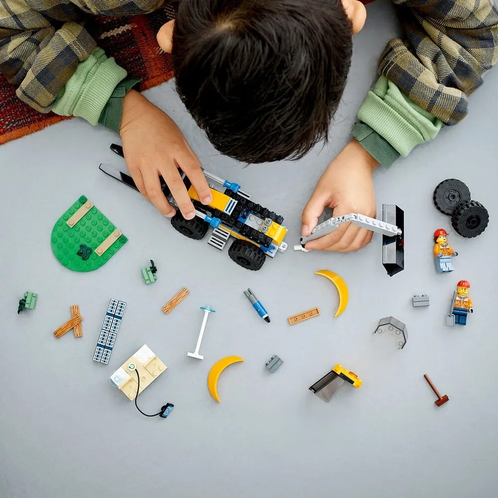 Конструктор LEGO City Строительный экскаватор | 60385