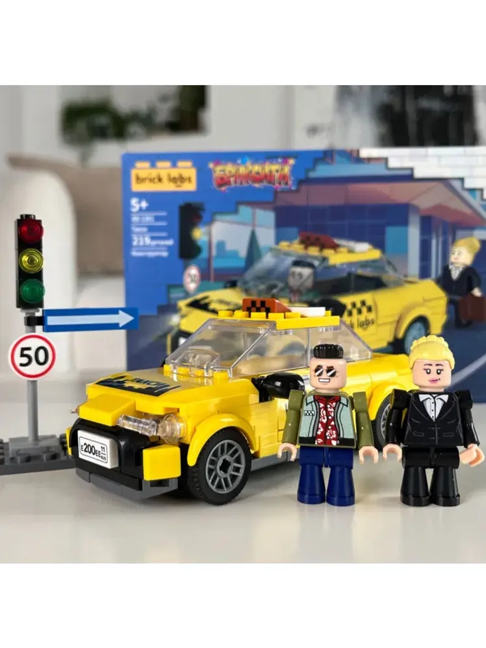 Конструктор Brick Labs Бриксити: Такси, AB-1301