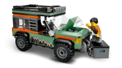 Конструктор LEGO Сity Внедорожный горный грузовик 4x4 | 60447