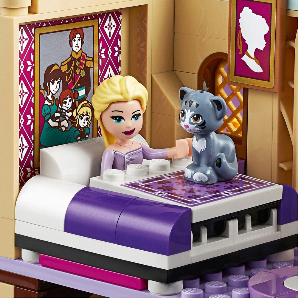 Конструктор LEGO Disney Frozen Деревня в Эренделле | 41167