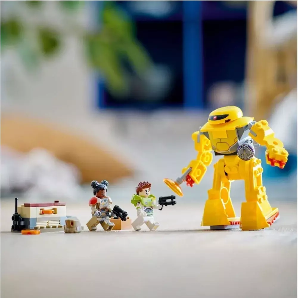 Конструктор LEGO Disney and Pixar’s Lightyear Базз Лайтер: Циклоп Чейз | 76830