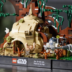 Конструктор LEGO Star Wars Диорама: Обучение джедаев на Дагобе | 75330
