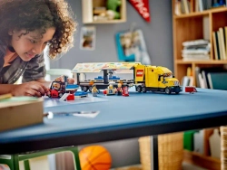 Конструктор LEGO Желтый грузовик доставки | 60440