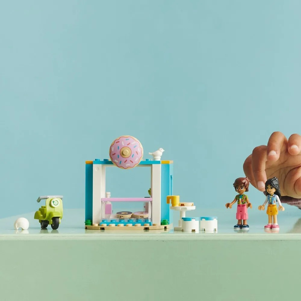 Конструктор LEGO Friends Магазин пончиков | 41723