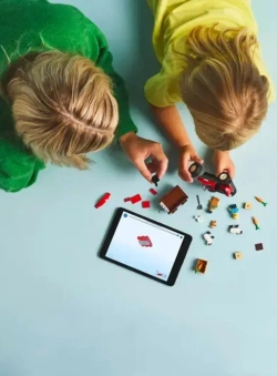 Конструктор LEGO Сity Красный фермерский трактор с прицепом и овцами | 60461