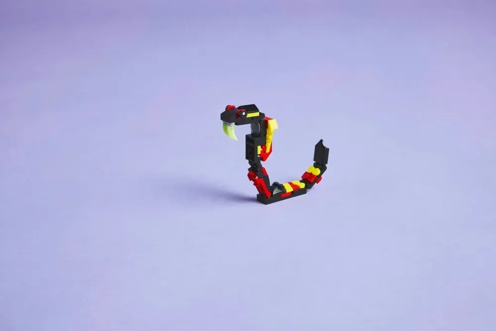 Конструктор LEGO Creator 3в1 Удивительный паук 31159