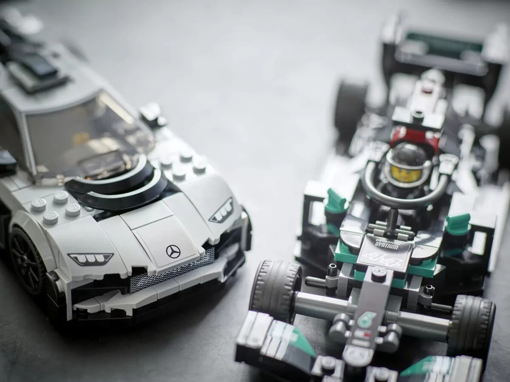Конструктор LEGO Speed Champions Mercedes-AMG F1 W12 E Performance и Mercedes-AMG Project One | 76909