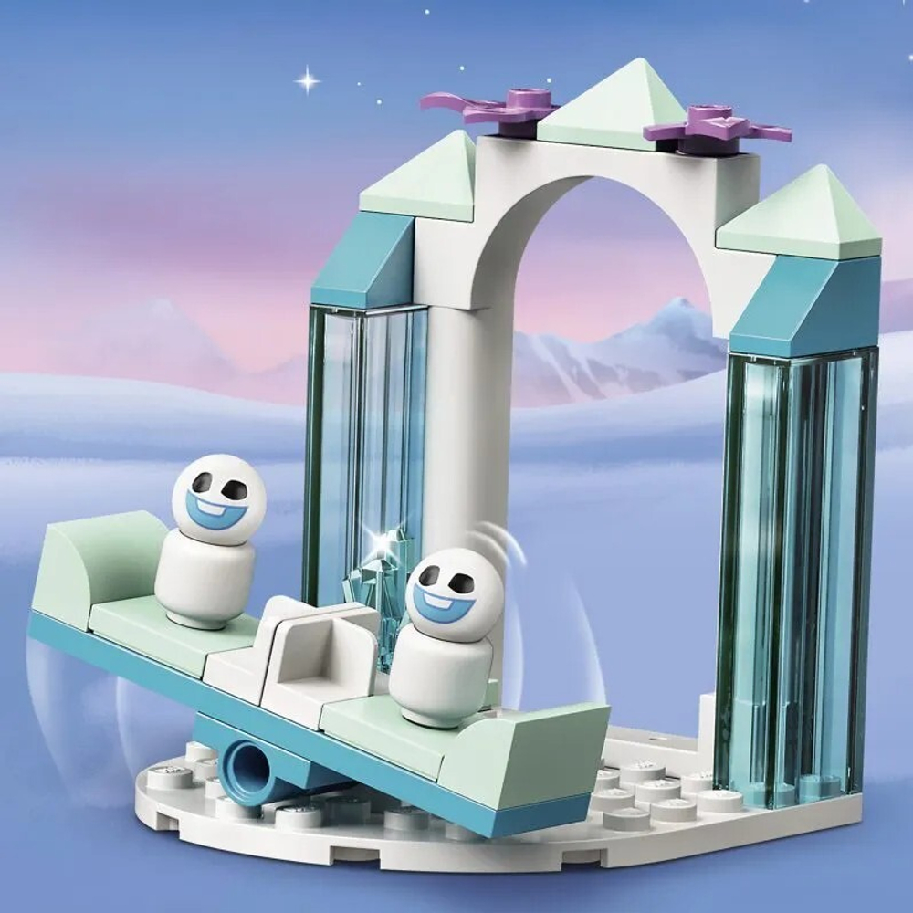 Конструктор LEGO Disney Frozen Зимняя сказка Анны и Эльзы | 43194