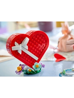 Конструктор LEGO Creator 40759 Коробка ко Дню святого Валентина
