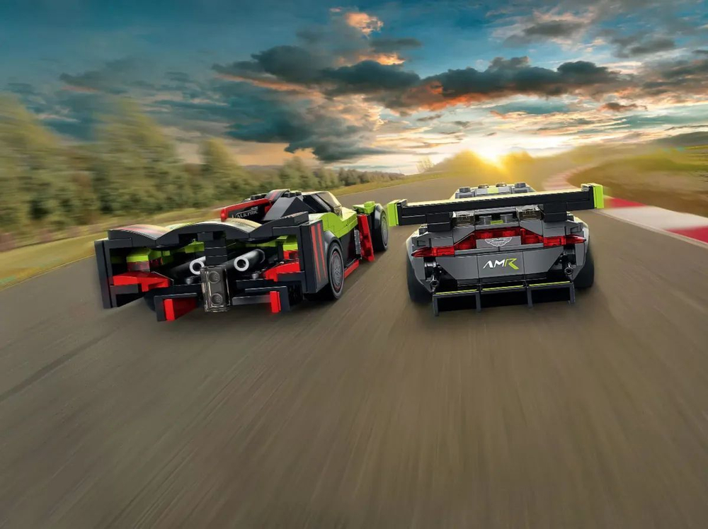 Конструктор LEGO Speed Champions Aston Martin Valkyrie AMR Pro и Aston Martin Vantage GT3 | 76910