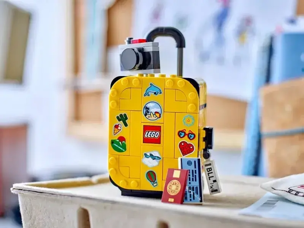 Конструктор LEGO Желтый дорожный чемодан | 40817