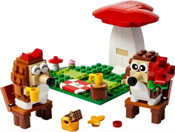 Сувенирный набор LEGO Свидание ёжиков на пикнике | 40711