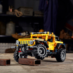 Конструктор LEGO Technic Jeep Wrangler | 42122