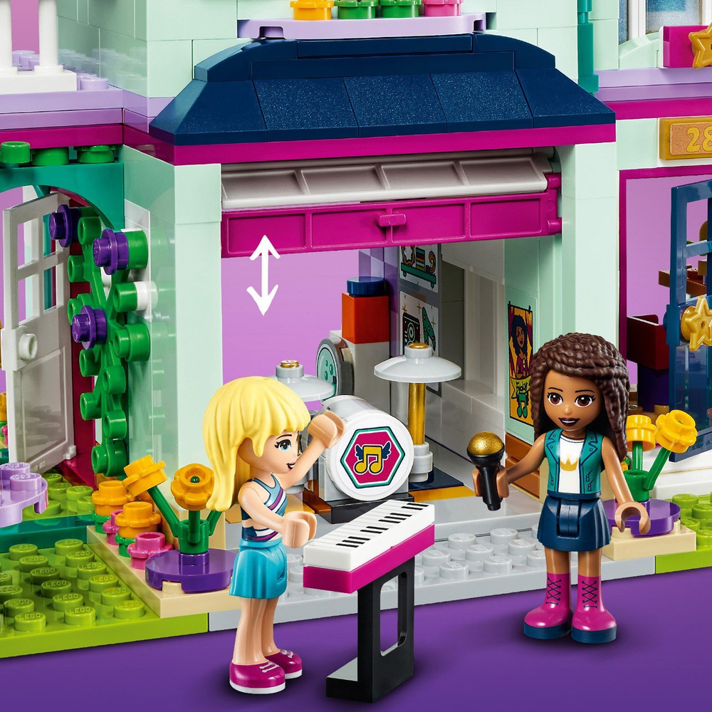 Конструктор LEGO Friends Дом семьи Андреа | 41449