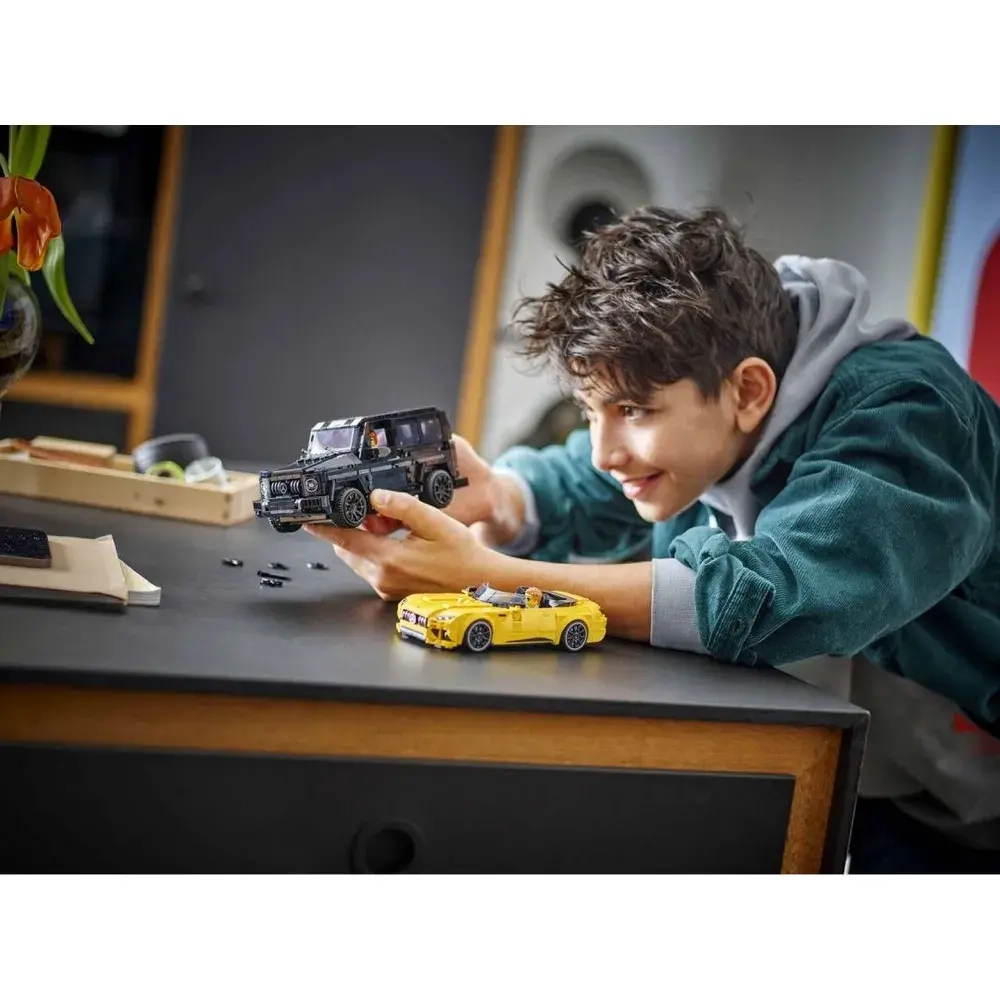 Конструктор LEGO Speed Champions Mercedes-AMG G 63 -Mercedes V29 | 76924
