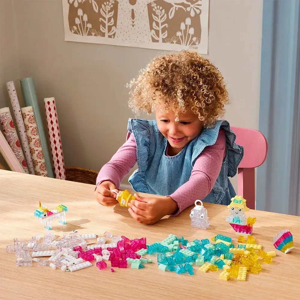 Конструктор LEGO CLASSIC Волшебная прозрачная коробка 11040