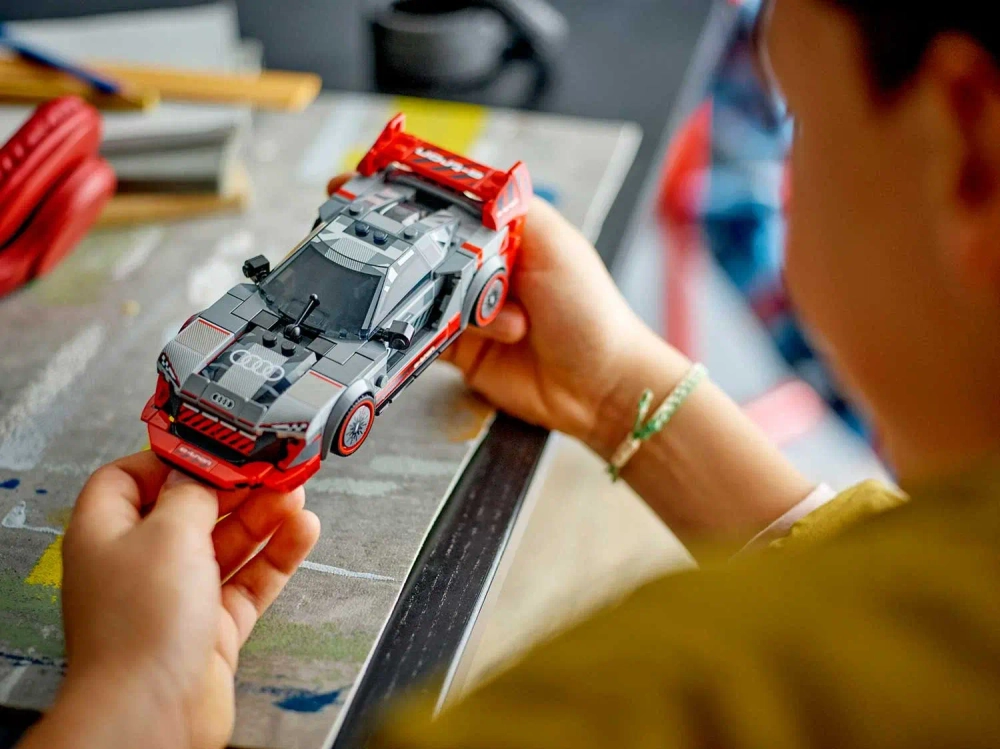 Конструктор LEGO Speed Champions Гоночный автомобиль Audi S1 | 76921