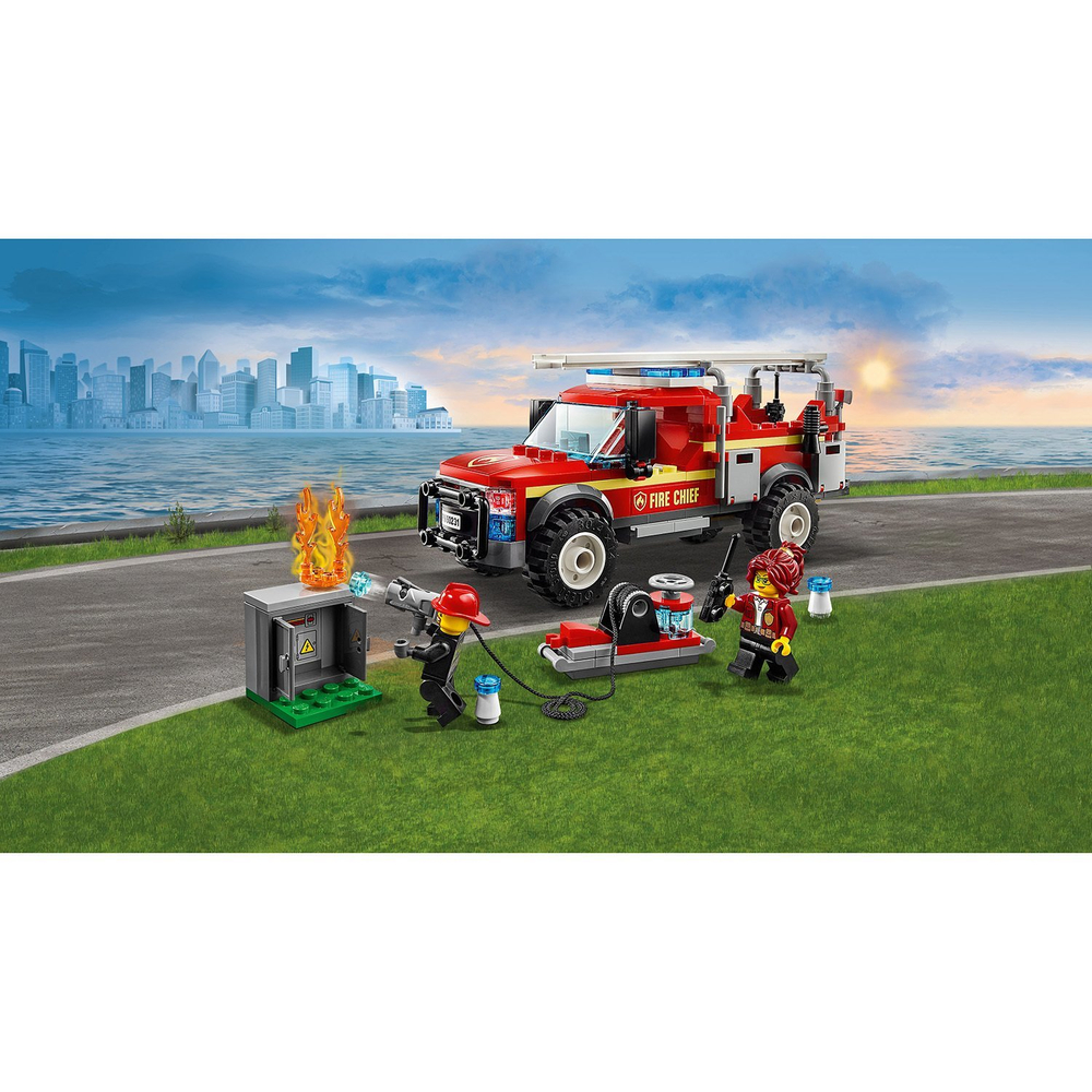 Конструктор LEGO City Town Грузовик начальника пожарной охраны | 60231