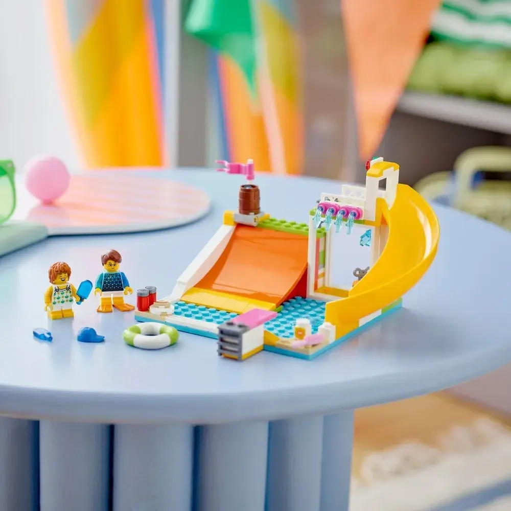 Конструктор LEGO Promotional Аквапарк | 40685