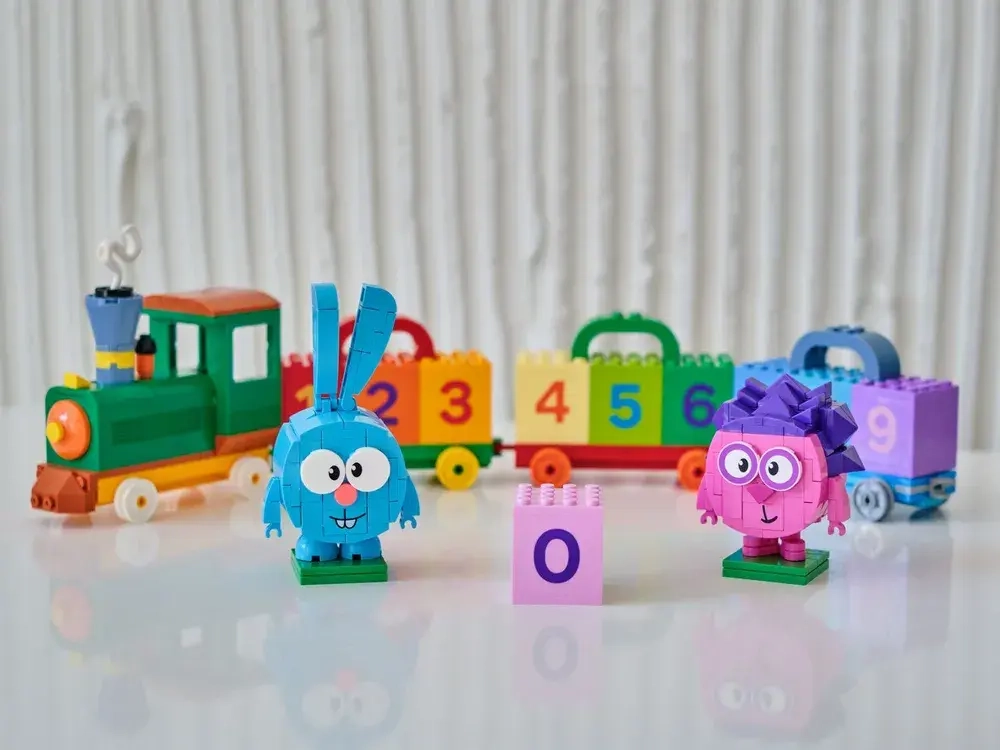Конструктор Brick Labs Смешарики: Поезд. Учим цифры с Крошем и Ёжиком, AB-1507
