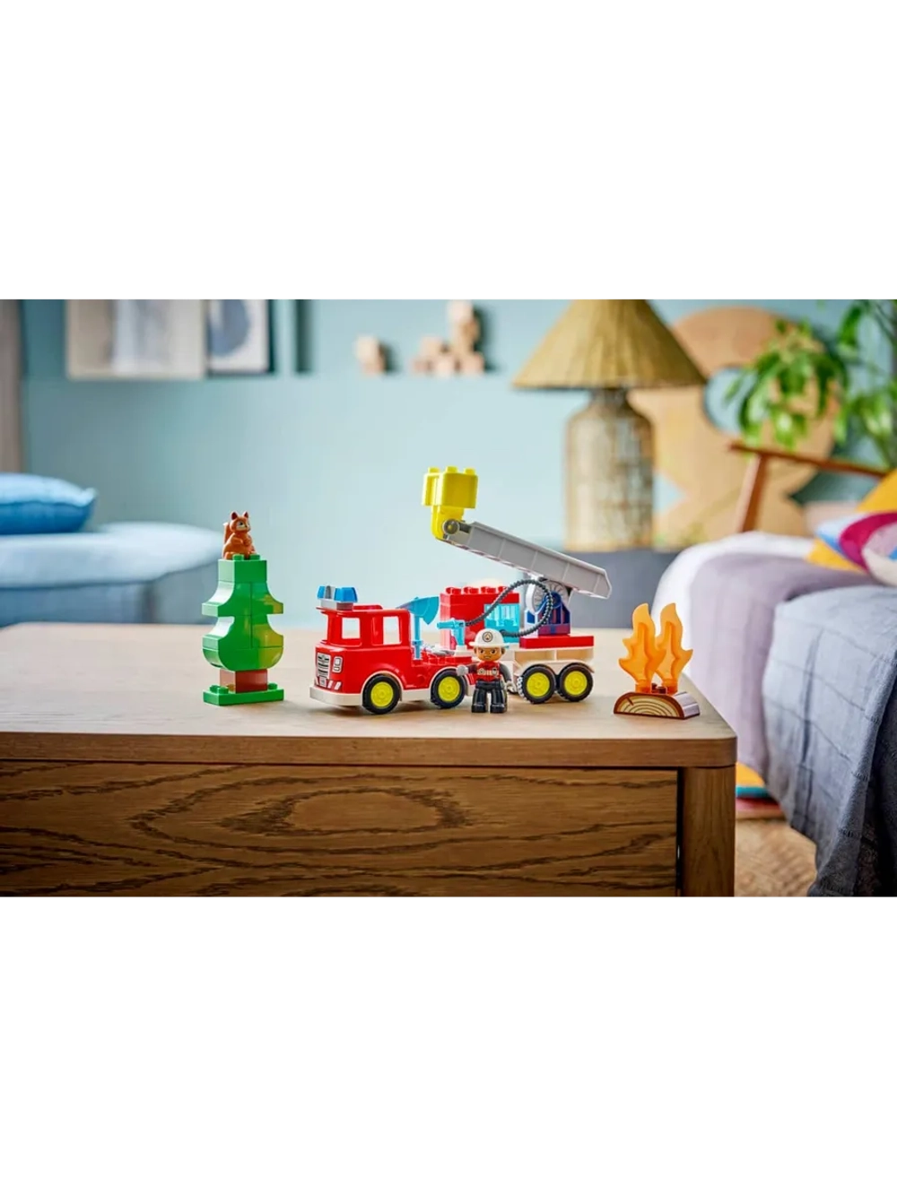 Конструктор LEGO DUPLO 10473 Пожарная машина с шлангом и пожарным