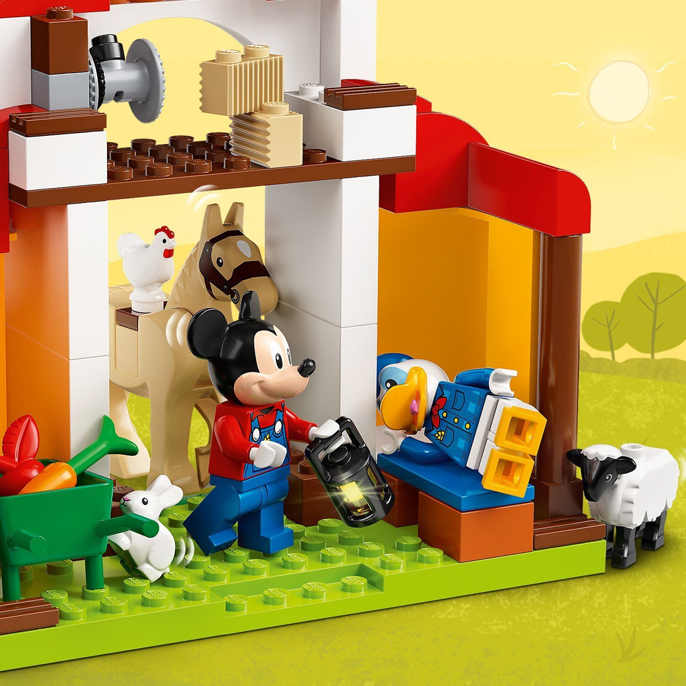 Конструктор LEGO Mickey and Friends Ферма Микки и Дональда | 10775