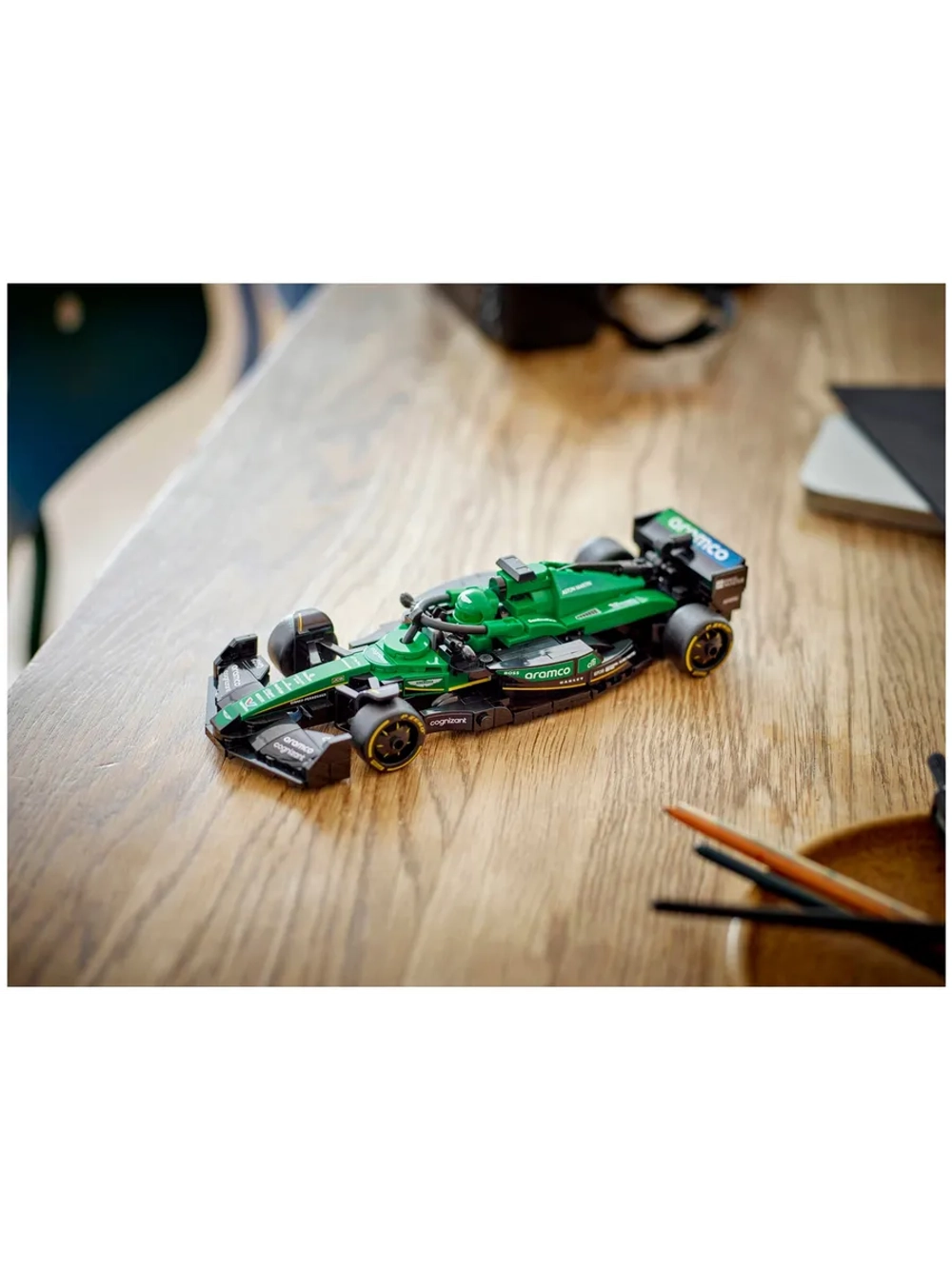 Конструктор LEGO SPEED CHAMPIONS 77245 Formula 1 Aston Martin Aramco AMR24