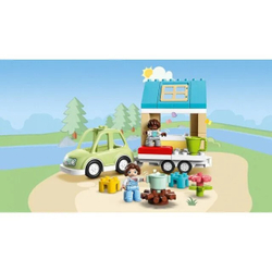 Конструктор LEGO DUPLO Семейный дом на колесах | 10986
