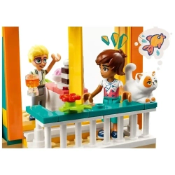 Конструктор LEGO Friends Комната Лео | 41754