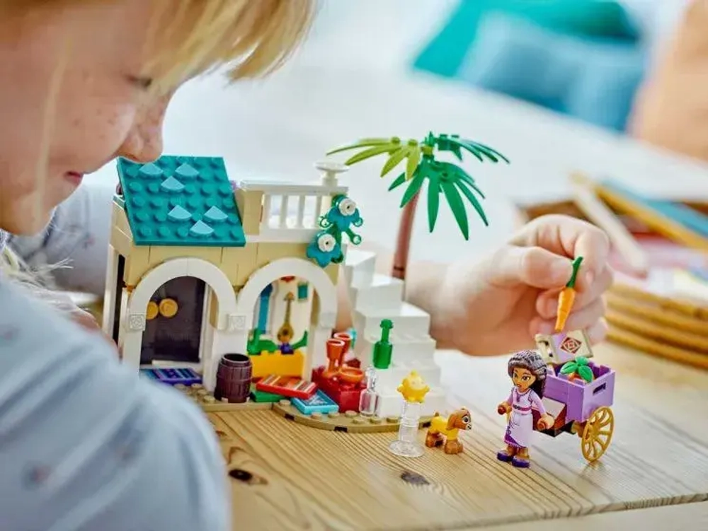 Конструктор LEGO Disney Princess Аша в городе Росас 43223