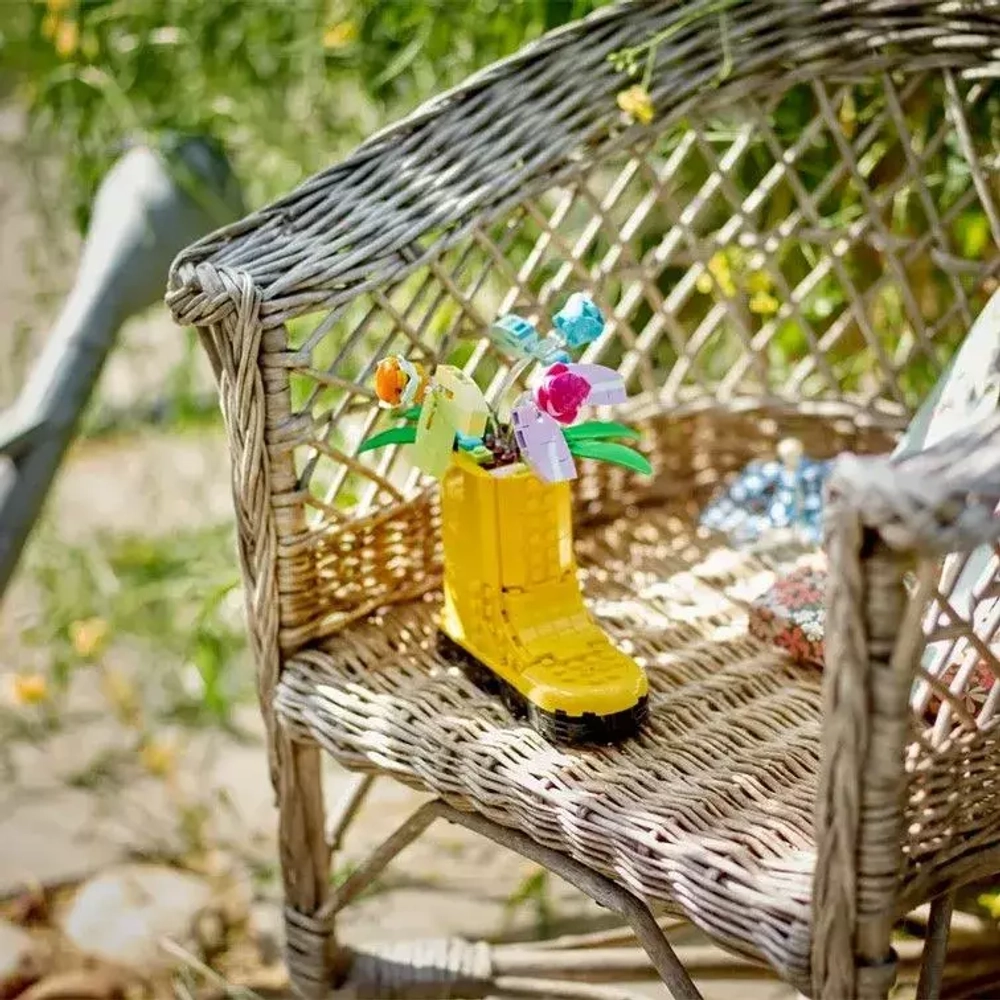 Конструктор LEGO Creator Цветы в лейке | 31149