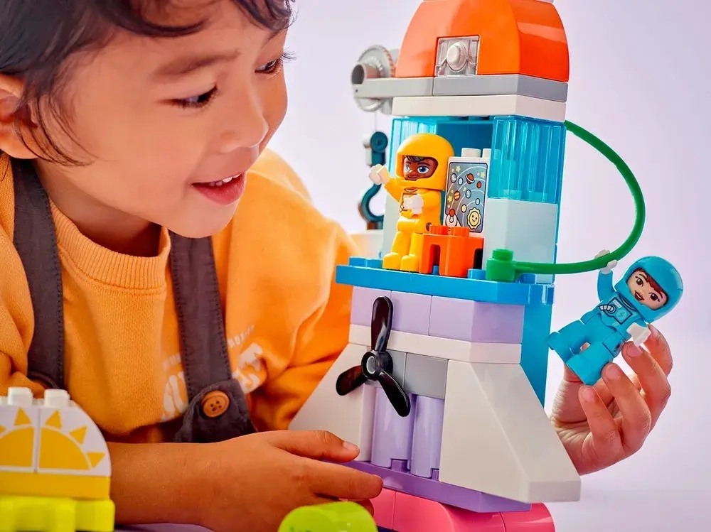 Конструктор LEGO DUPLO Приключения на космическом шаттле 3в1 | 10422