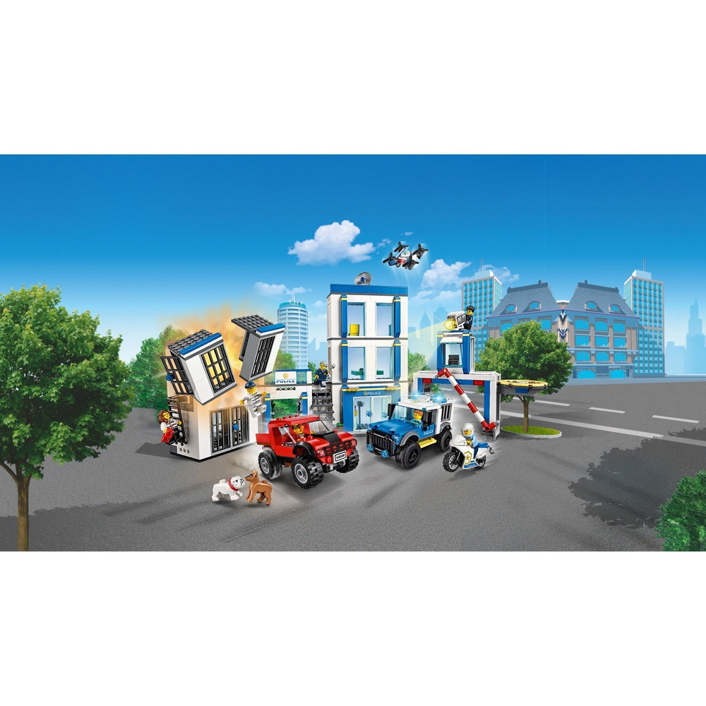 Конструктор LEGO City Police Полицейский участок | 60246