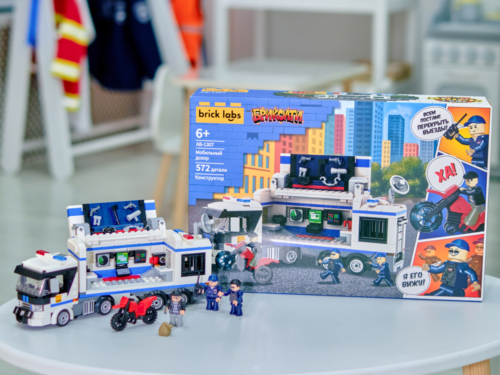 Конструктор Brick Labs Бриксити AB-1307 Мобильный дозор