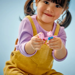 Конструктор LEGO DUPLO Свинка Пеппа: сад и домик на дереве | 10431