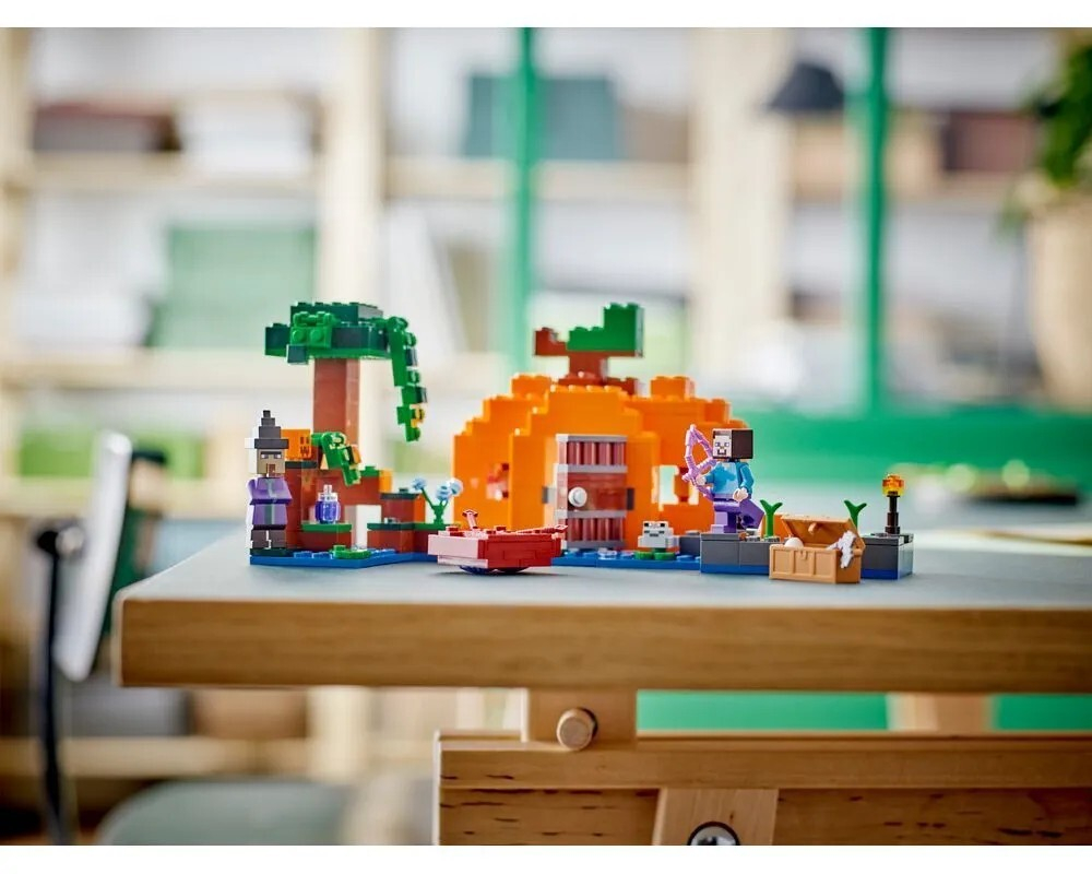 Конструктор LEGO Minecraft Тыквенная ферма | 21248