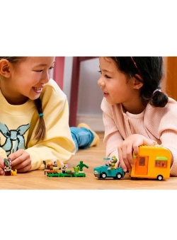 Конструктор LEGO Animal Crossing Автодом и садовый магазин Лейфа 77054