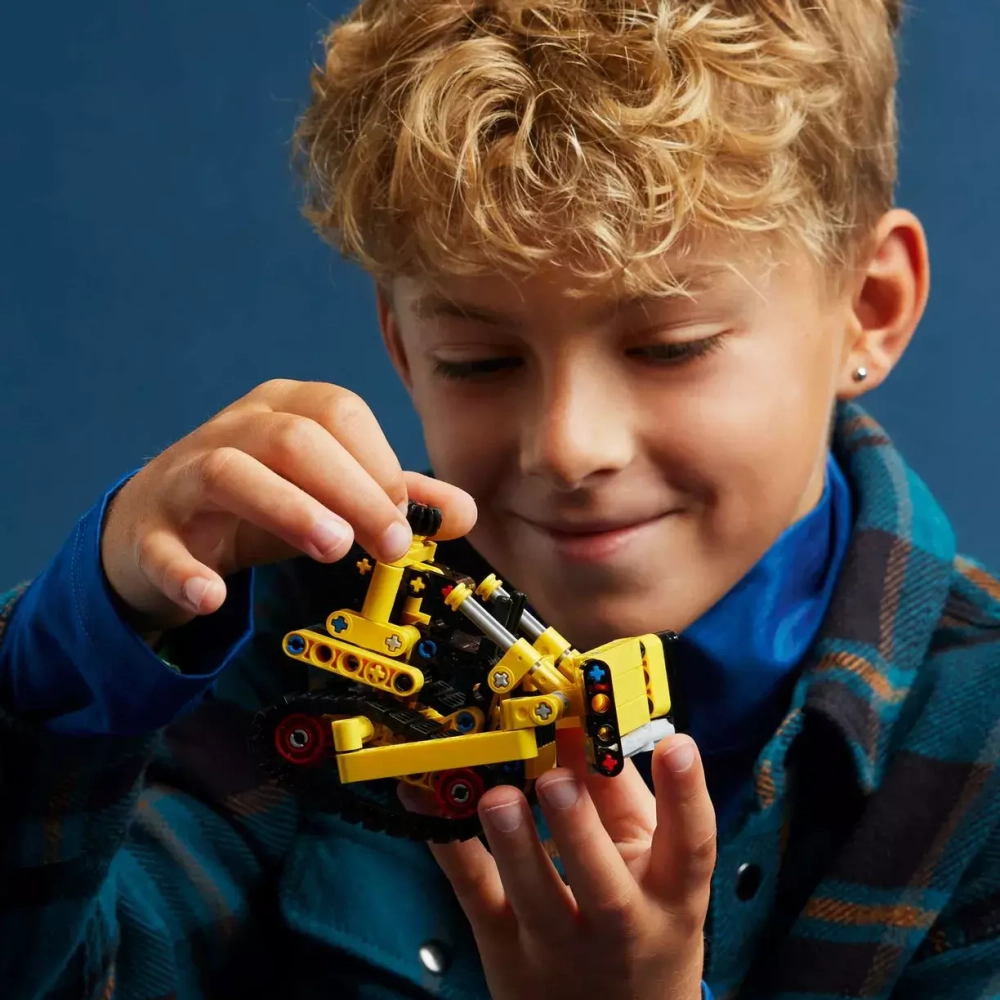 Конструктор LEGO Technic Тяжелый бульдозер | 42163