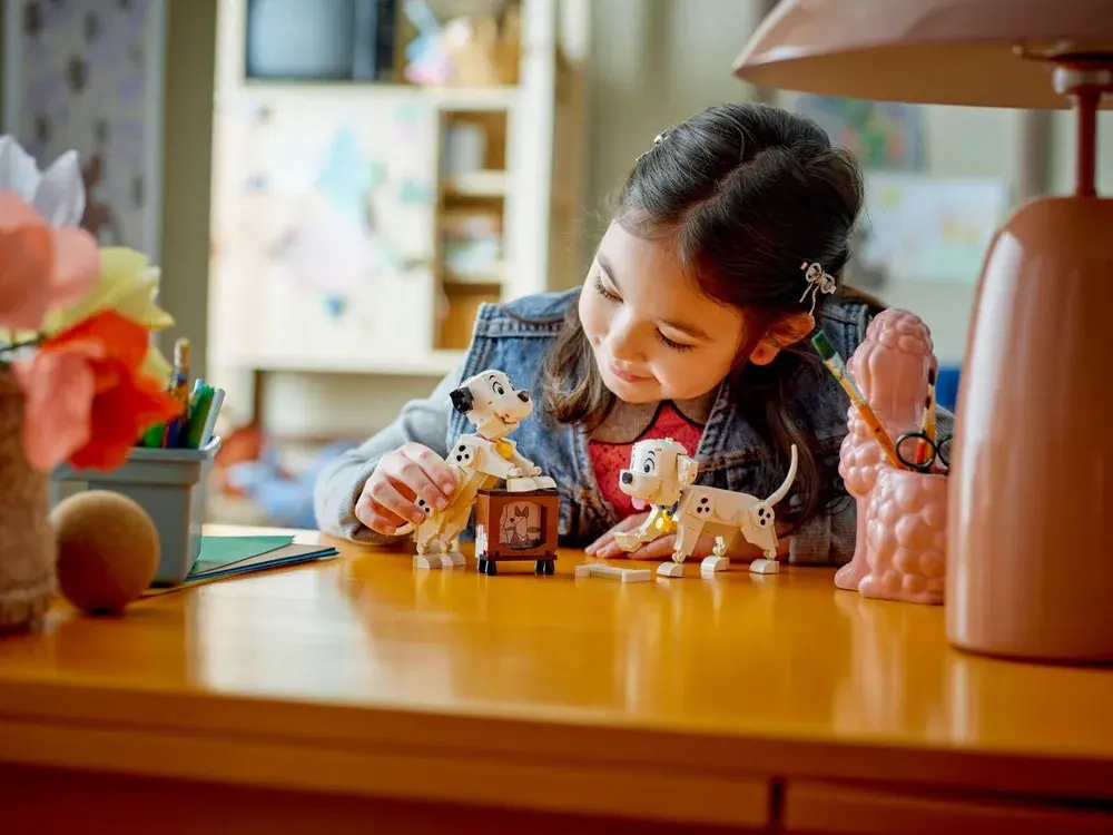 Конструктор LEGO Disney 43271 Щенки Лаки и Пенни из 101 далматинец