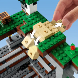 Конструктор LEGO Minecraft Первое приключение | 21169