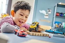 Конструктор LEGO City 60395 Комбинированный гоночный набор