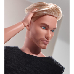 Кукла Barbie из серии Looks Кен Блондин | GTD90